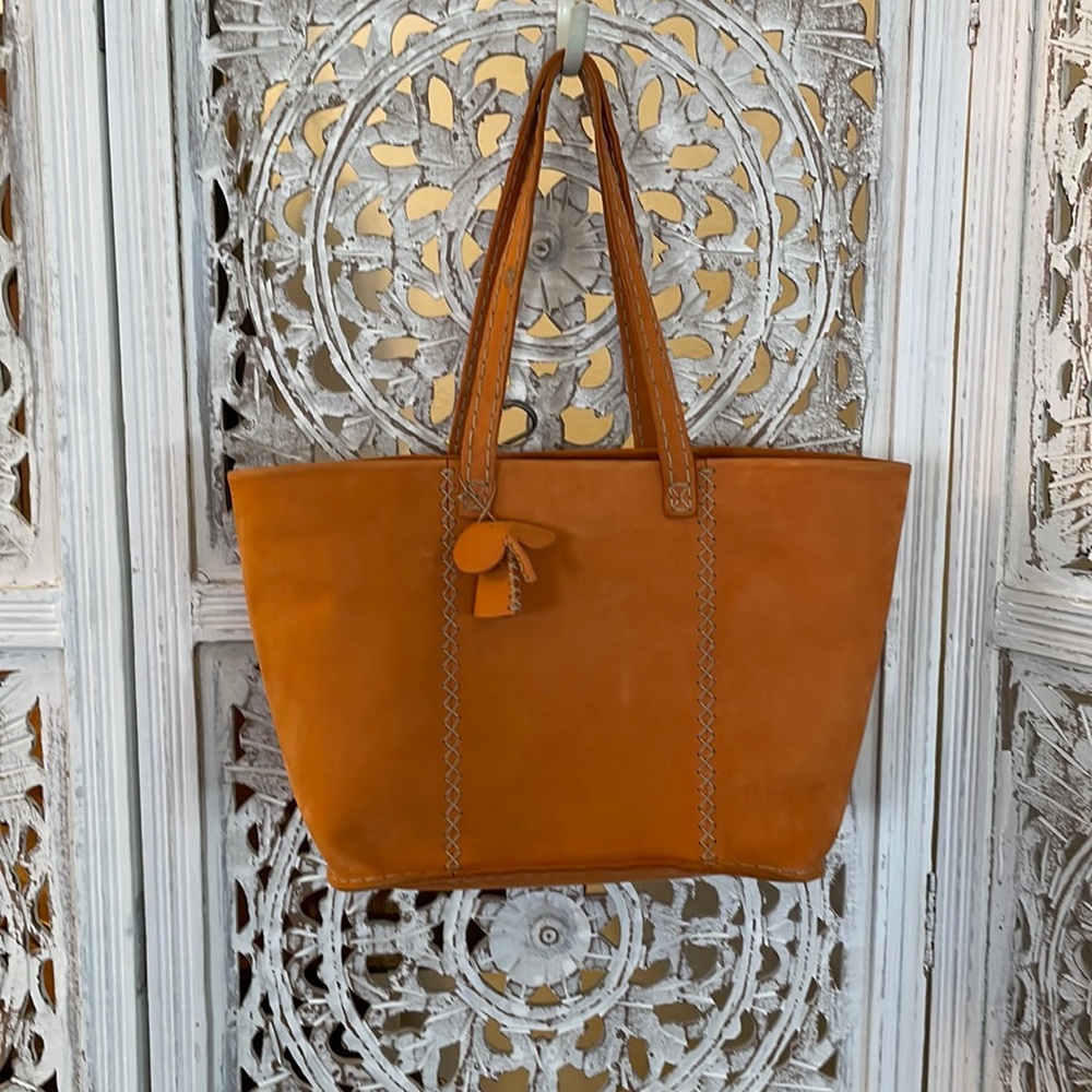 Adorable small Tsonga tote rare